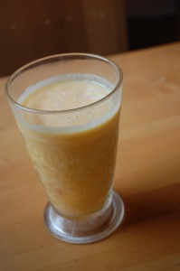 orange cantaloupe smoothie